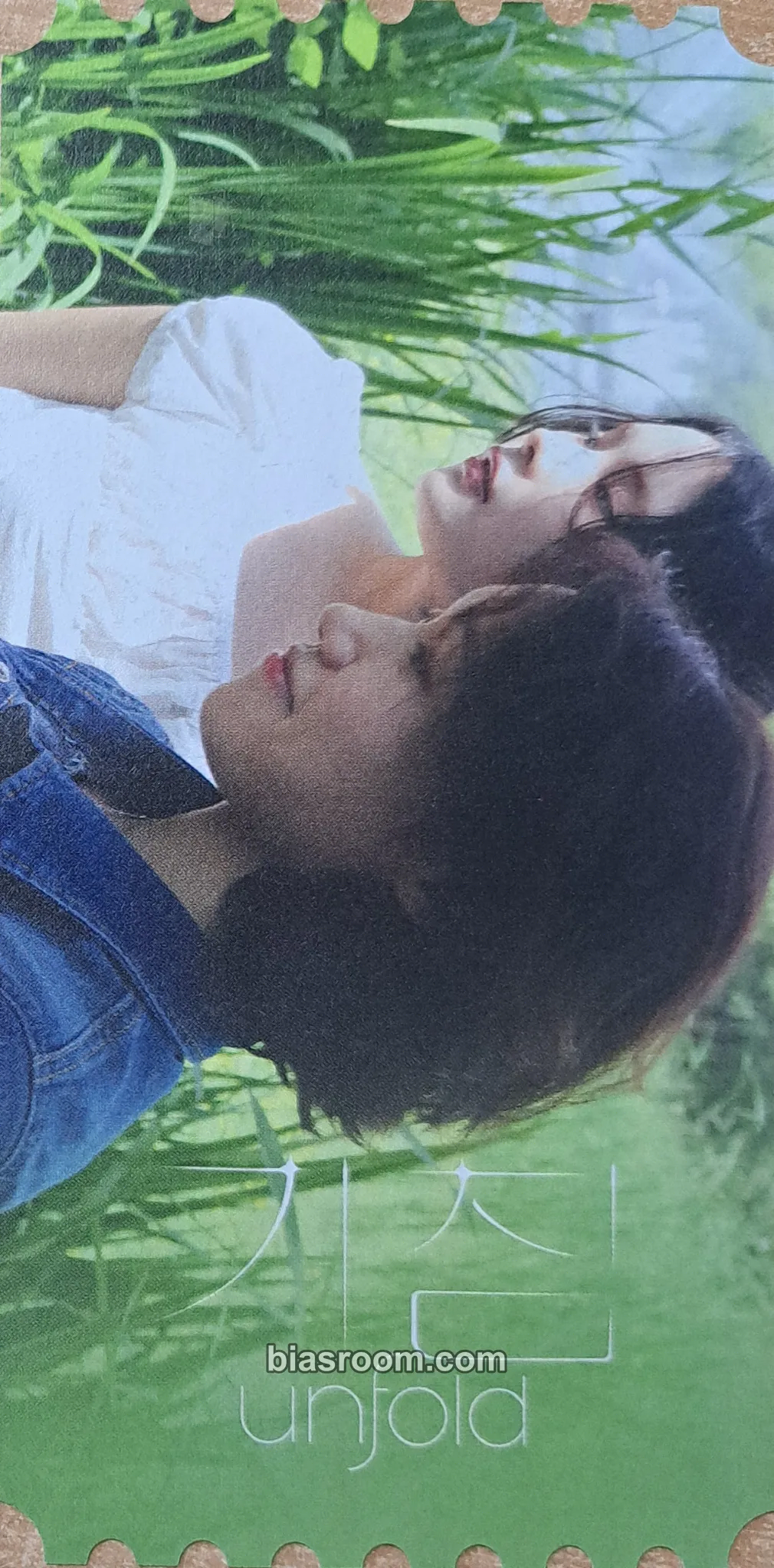Rina 기침 (Unfold) - Short film (Rina) Photocard - Weki Meki - Weki Meki K-pop photocard