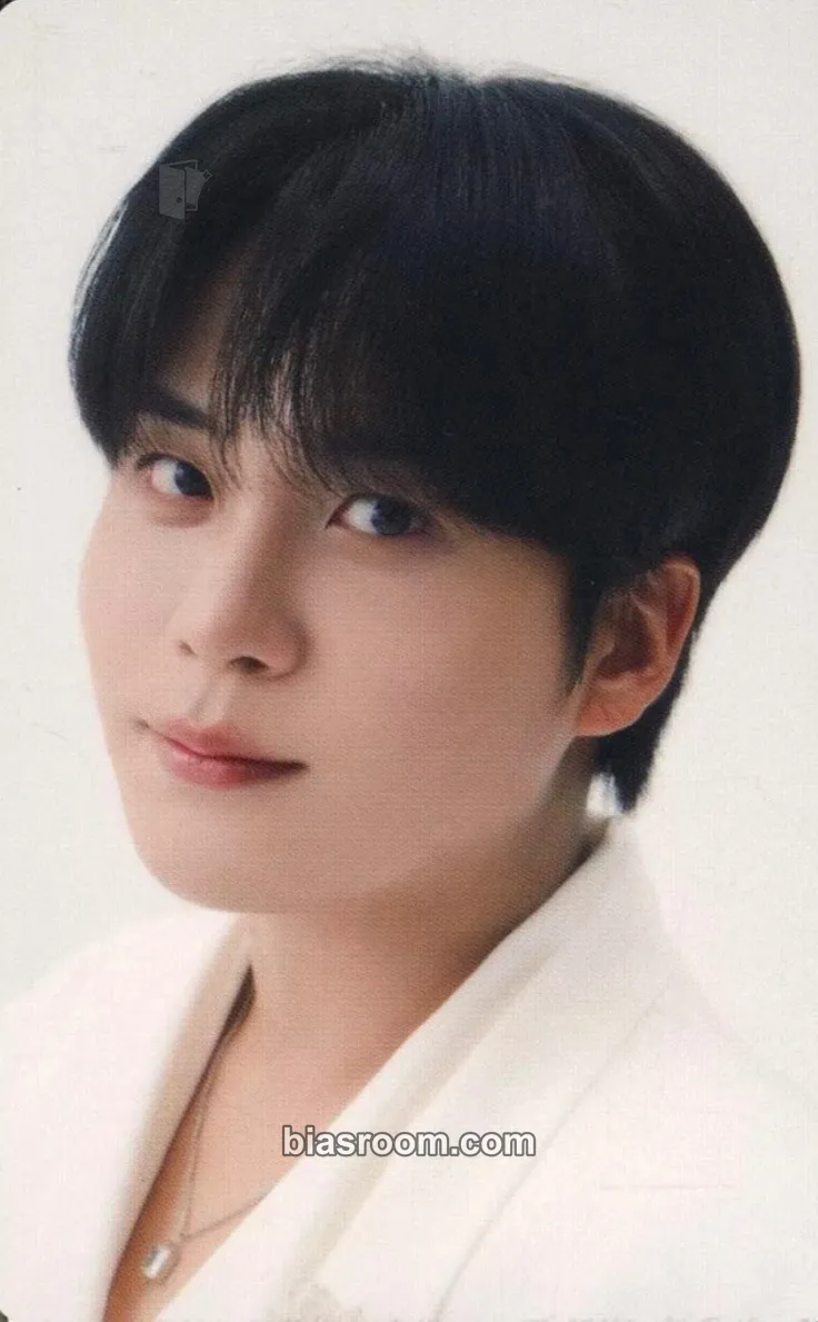 Jongho Ashes to Light Photocard - ATEEZ - ATEEZ K-pop photocard