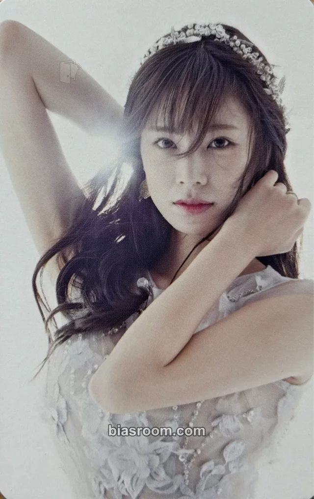 Stellar - Jeonyul - Stellar Into the World Album makestar pob (pre-order benefit)