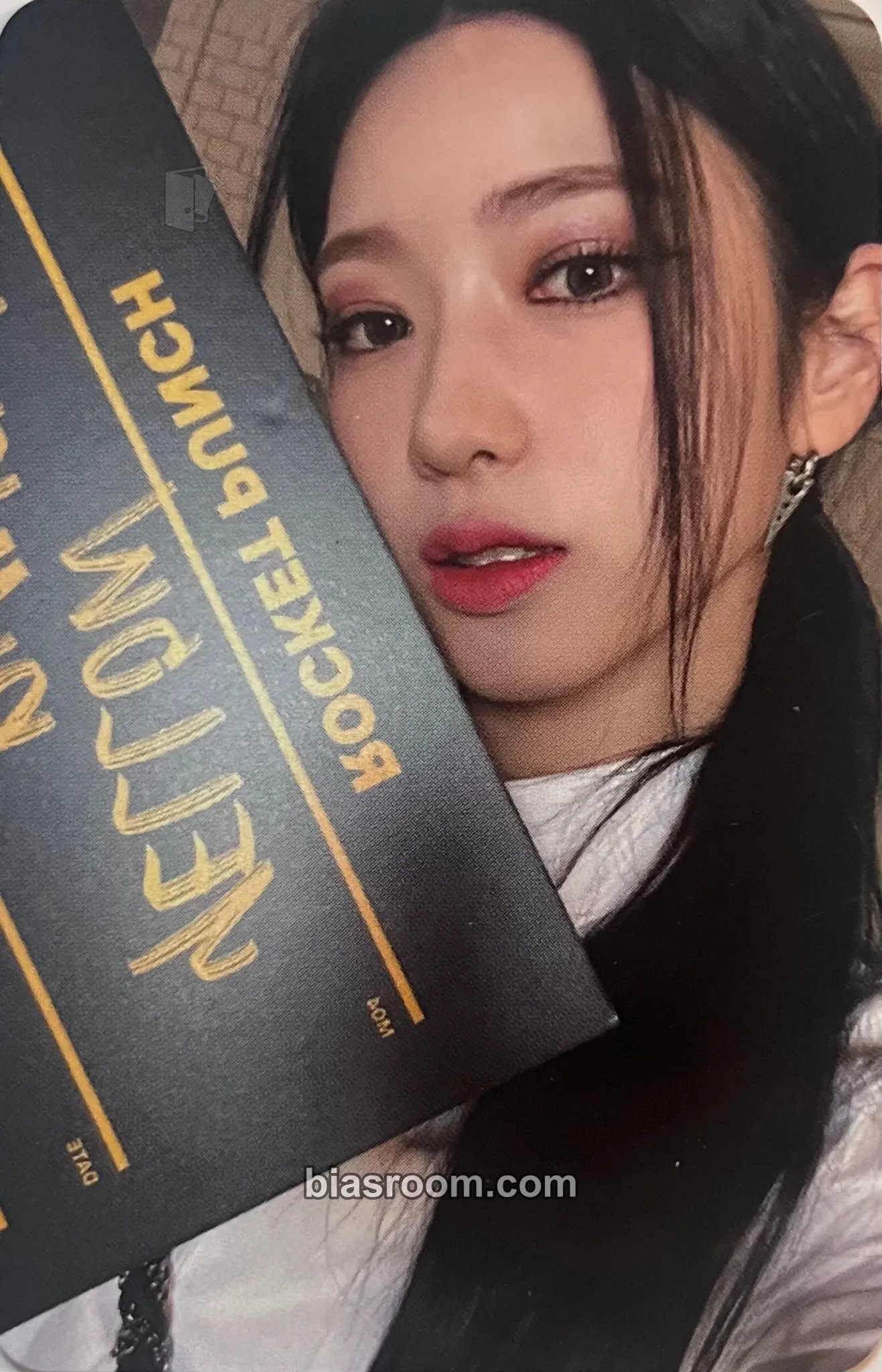 Suyun Yellow punch Photocard - Rocket Punch - Rocket Punch K-pop photocard