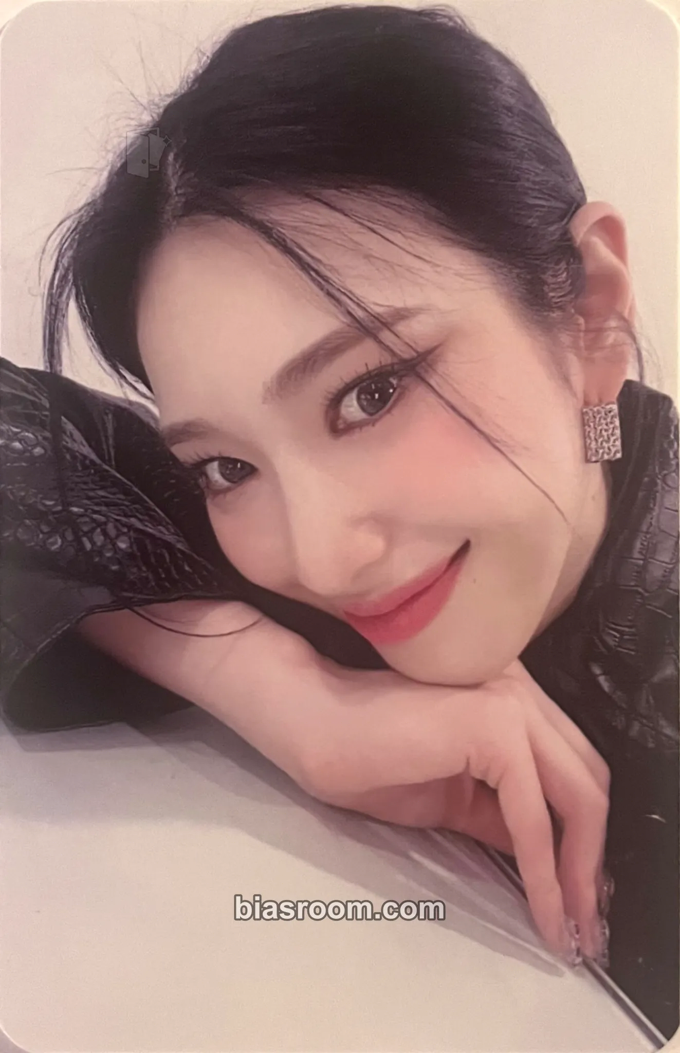 Suyun Yellow punch Photocard - Rocket Punch - Rocket Punch K-pop photocard