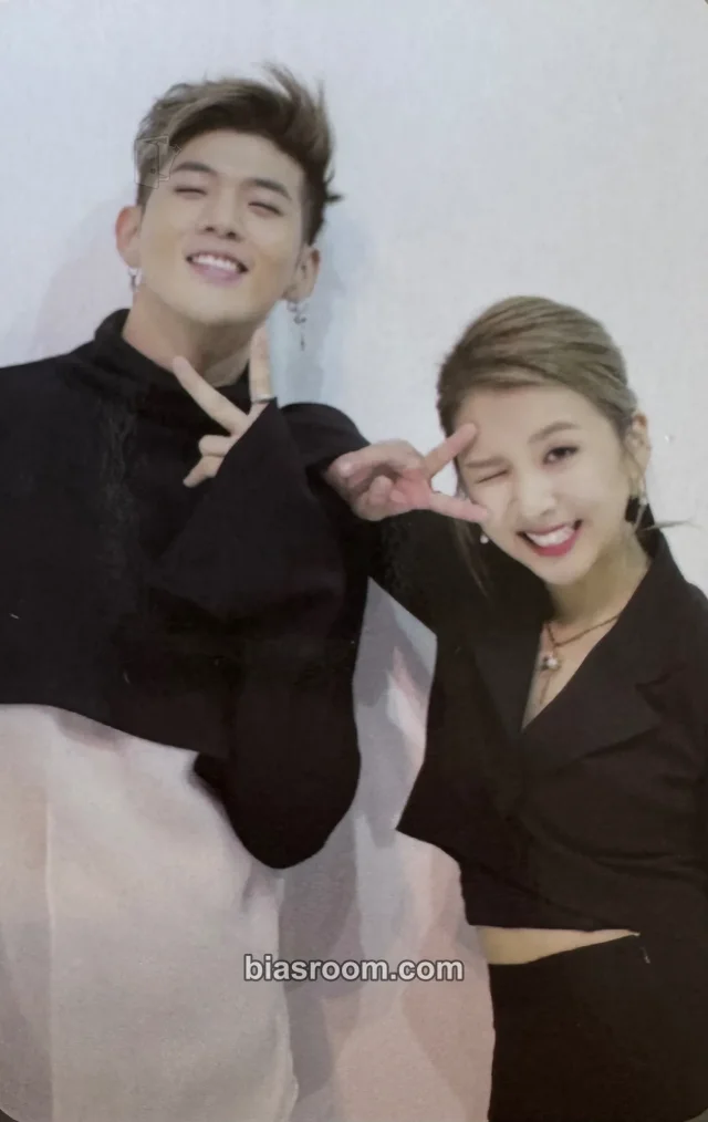 KARD - BM & Jiwoo - KARD 2nd Mini Album 'YOU & ME' Album album photocard