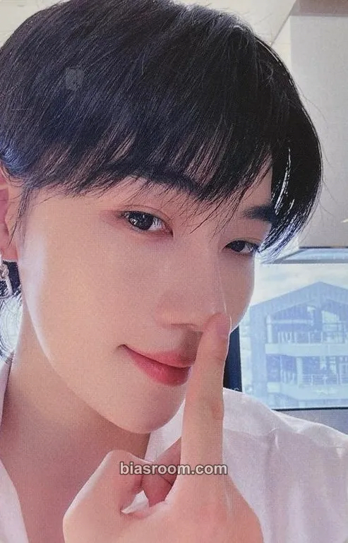 New 3rd World Tour: The Blaze Photocard - THE BOYZ - THE BOYZ K-pop photocard