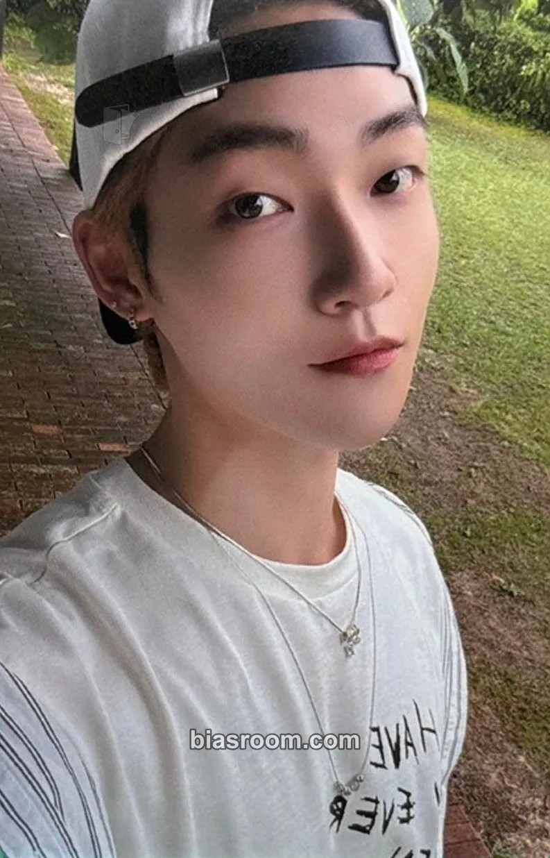 Kevin 3rd World Tour: The Blaze Photocard - THE BOYZ - THE BOYZ K-pop photocard