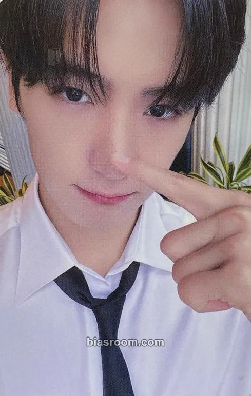 Hyunjae 3rd World Tour: The Blaze Photocard - THE BOYZ - THE BOYZ K-pop photocard