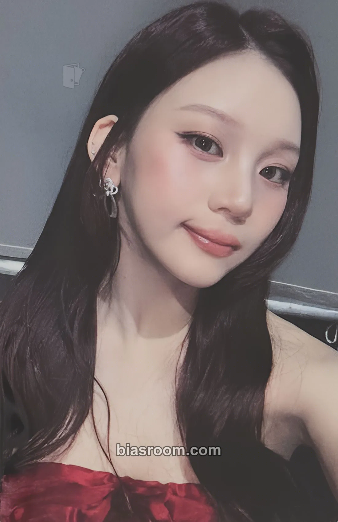 Umji A Montage of ( ) Photocard - VIVIZ - VIVIZ K-pop photocard