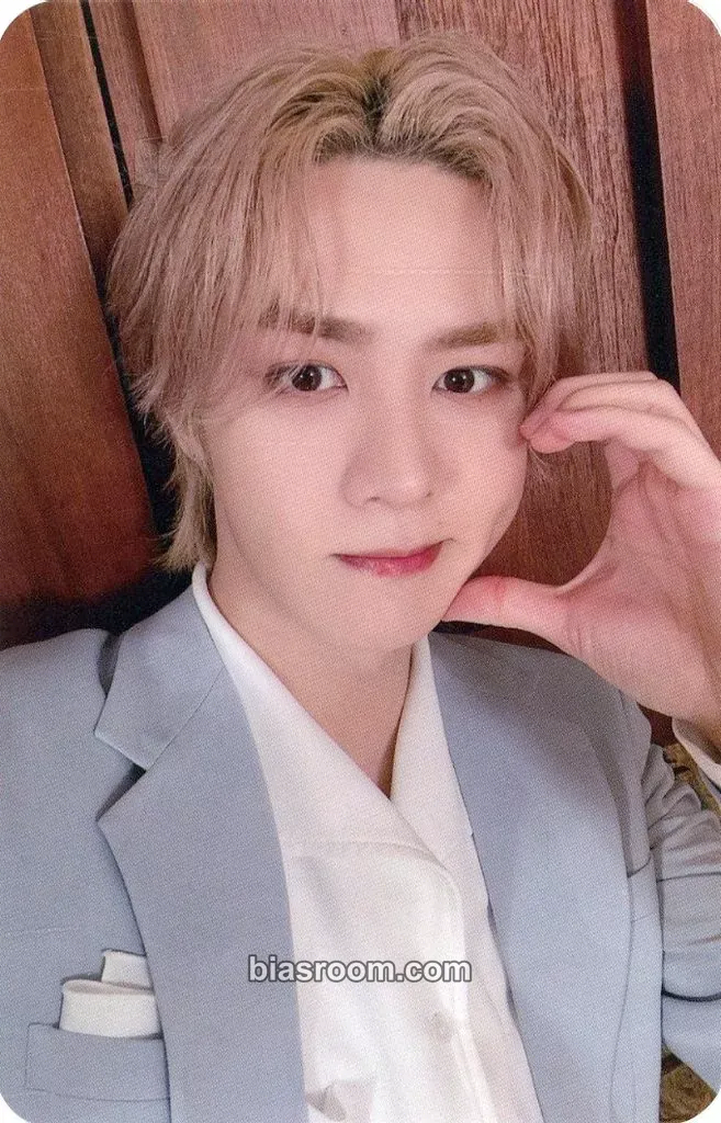 Kun Give Me That Photocard - WayV - WayV K-pop photocard