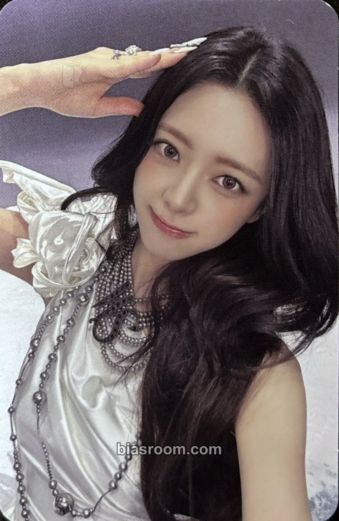 Yuna Ice Cream Photocard - ITZY - ITZY K-pop photocard