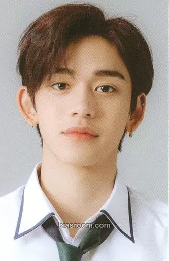 Lucas 2021 WayV Back to School Kit Photocard - WayV - WayV K-pop photocard