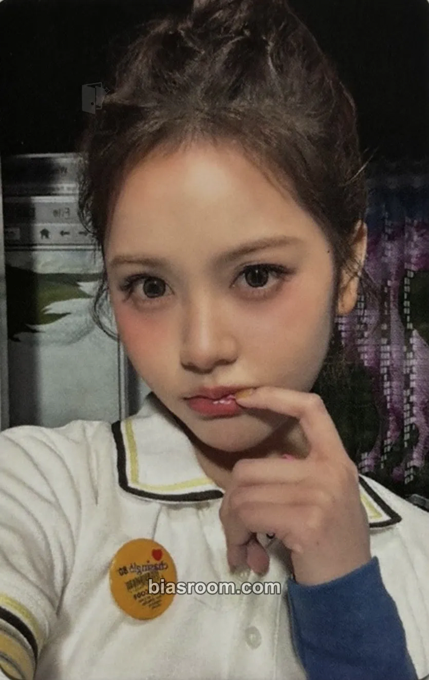 Carmen RUDE! Photocard - Hearts2Hearts - Hearts2Hearts K-pop photocard