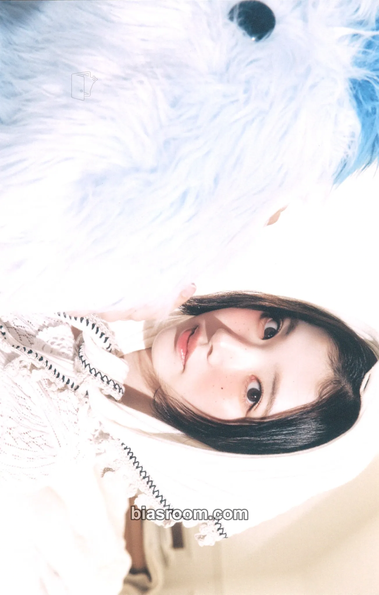 Jiwoo House of H : Hide And Seek Photocard - Hearts2Hearts - Hearts2Hearts K-pop photocard
