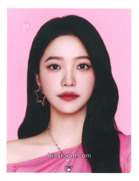 Yeri SMTown Live 2025 Photocard - Red Velvet - Red Velvet K-pop photocard