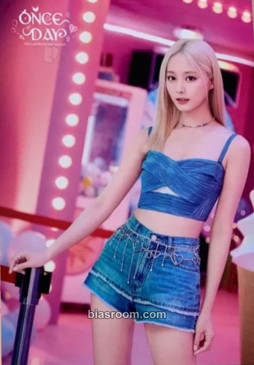 Tzuyu ONCE DAY Photocard - TWICE - TWICE K-pop photocard