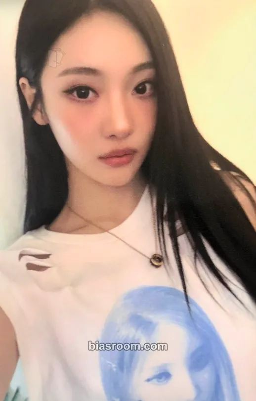 Ningning Rich Man Photocard - aespa - aespa K-pop photocard