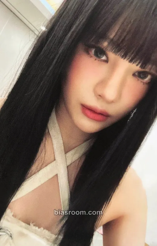 Ningning Rich Man Photocard - aespa - aespa K-pop photocard