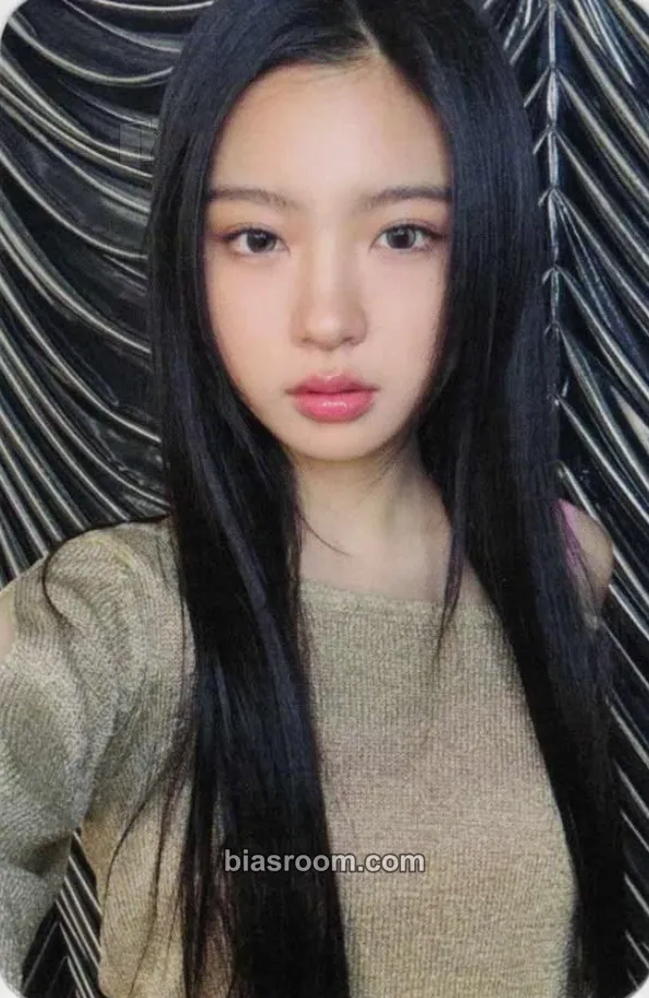 Kya Delulu Pack Photocard - KiiiKiii - KiiiKiii K-pop photocard