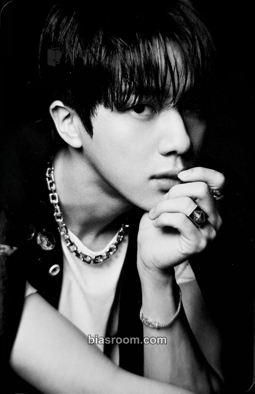 Jin ARIRANG Photocard - BTS - BTS K-pop photocard