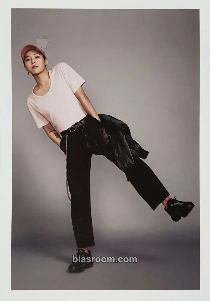 G-Dragon G-Dragon x 8 Seconds Photocard - G-Dragon K-pop photocard
