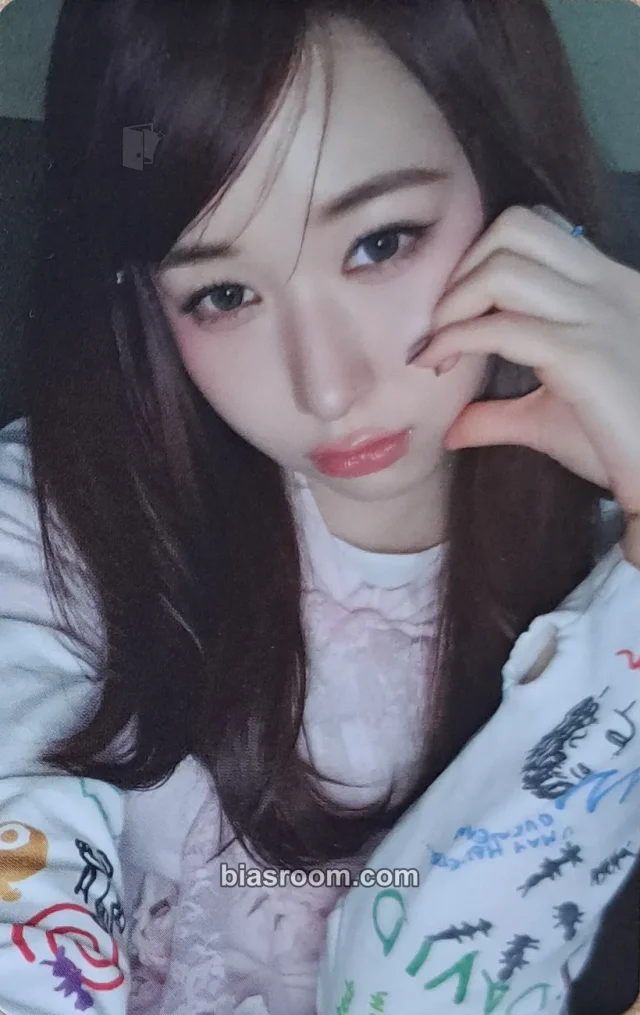 ME:I - Momona  - WHO I AM  Album