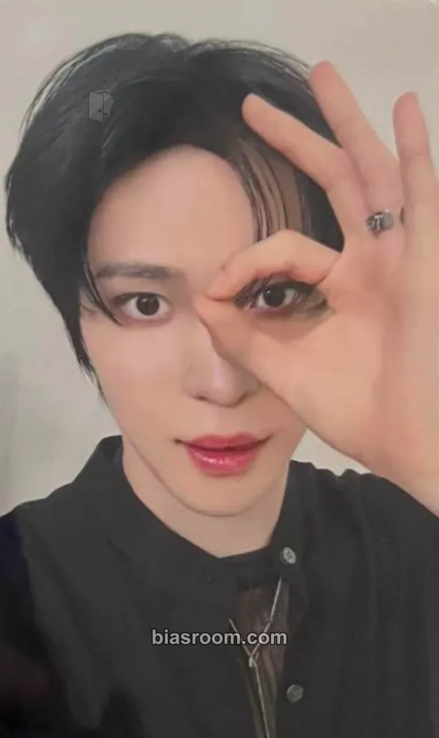 Yunho Ashes to Light Photocard - ATEEZ - ATEEZ K-pop photocard