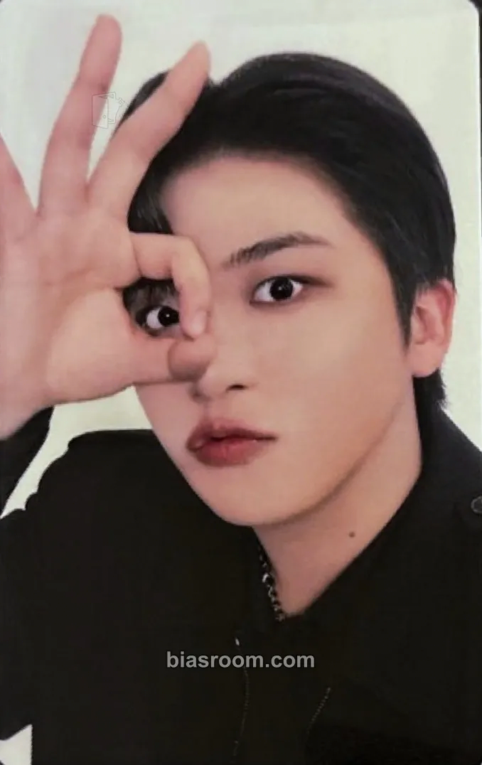 Jongho Ashes to Light Photocard - ATEEZ - ATEEZ K-pop photocard