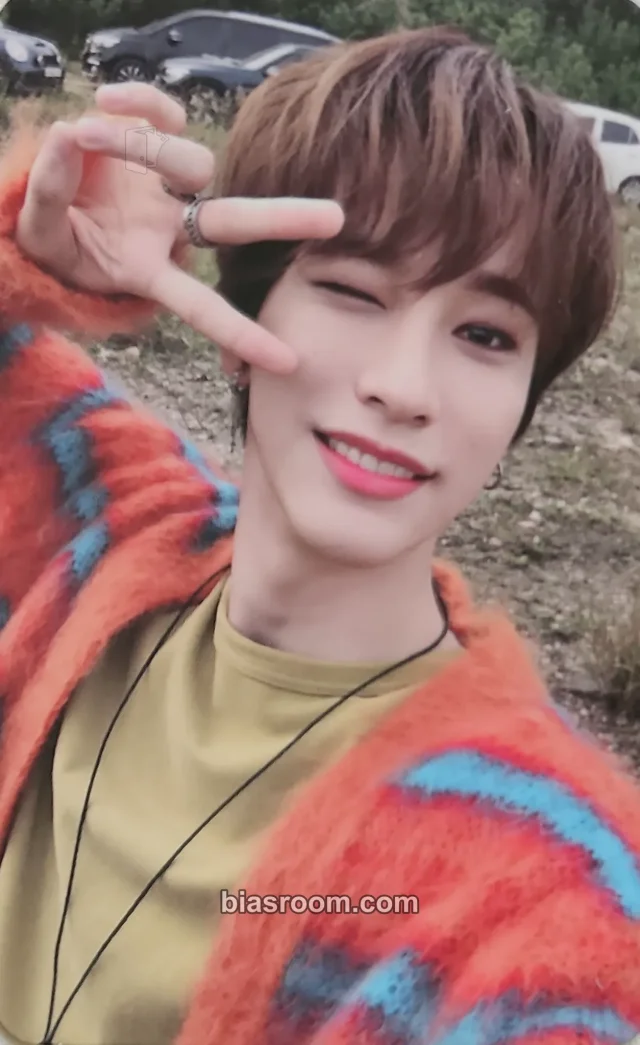 OnlyOneOf - Nine - line sun goodness Album album photocard white version