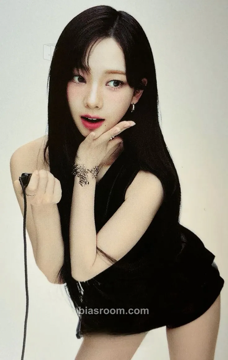 Karina SYNK : PARALLEL LINE Photocard - aespa - aespa K-pop photocard