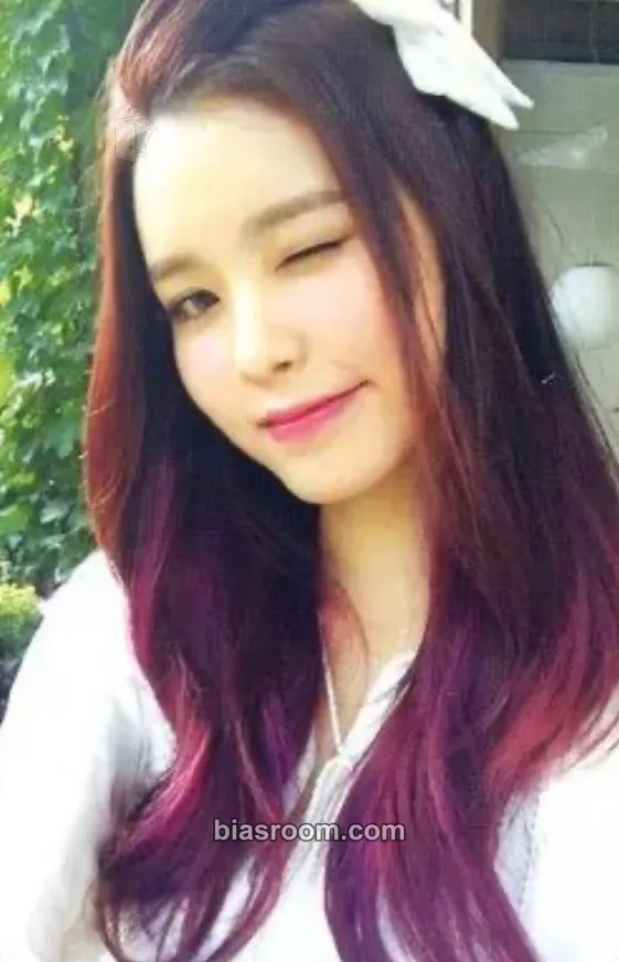 Soyee Act 1: The Little Mermaid Photocard - gugudan - gugudan K-pop photocard