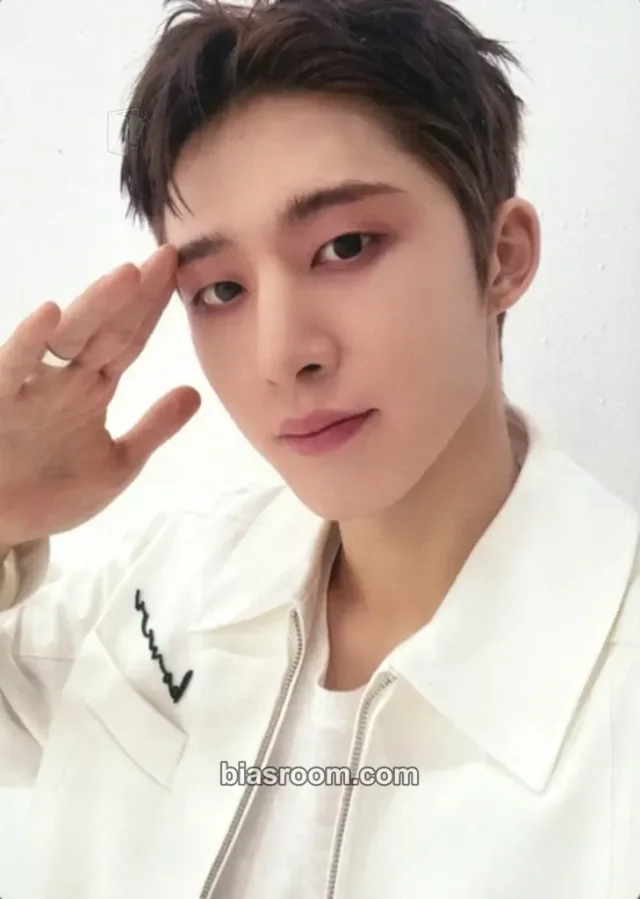B.I - B.I - Tadaima Album dvd version album photocard