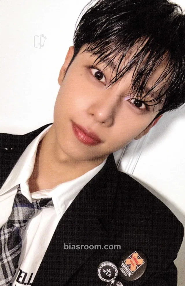 AB6IX - Donghyun - UPSIDE DOWN Album album photocard up version