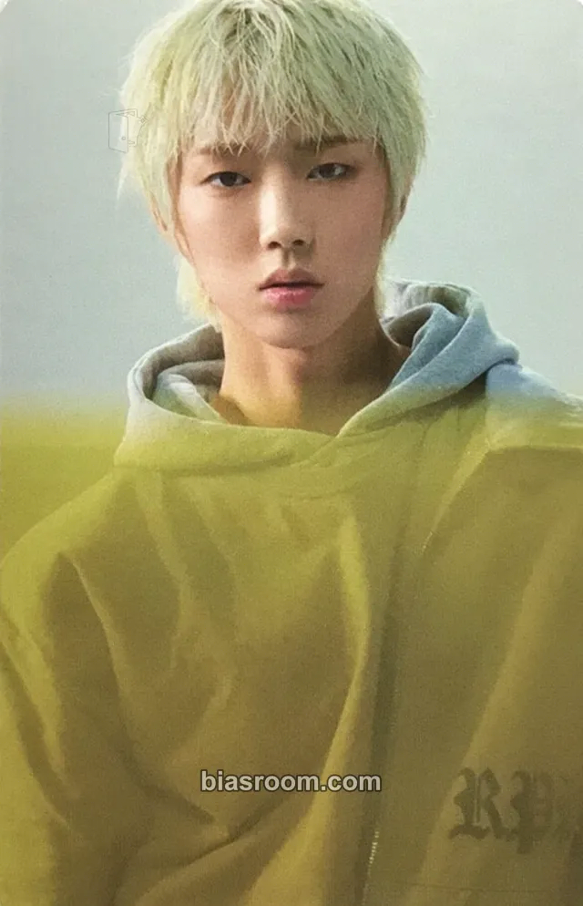 Minho Stunning Photocard - 8TURN - 8TURN K-pop photocard