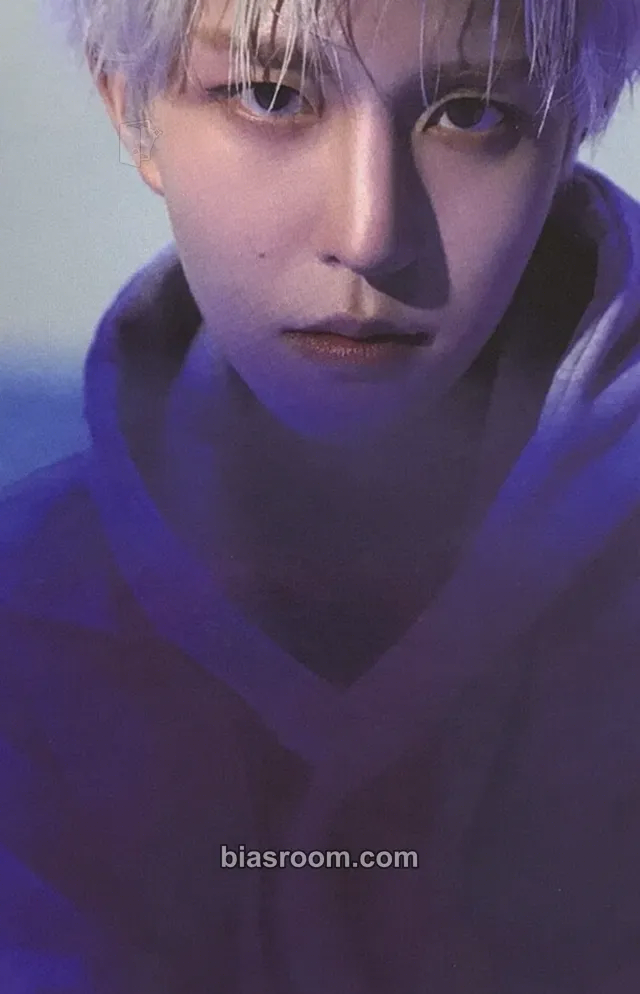 Kyungmin Stunning Photocard - 8TURN - 8TURN K-pop photocard