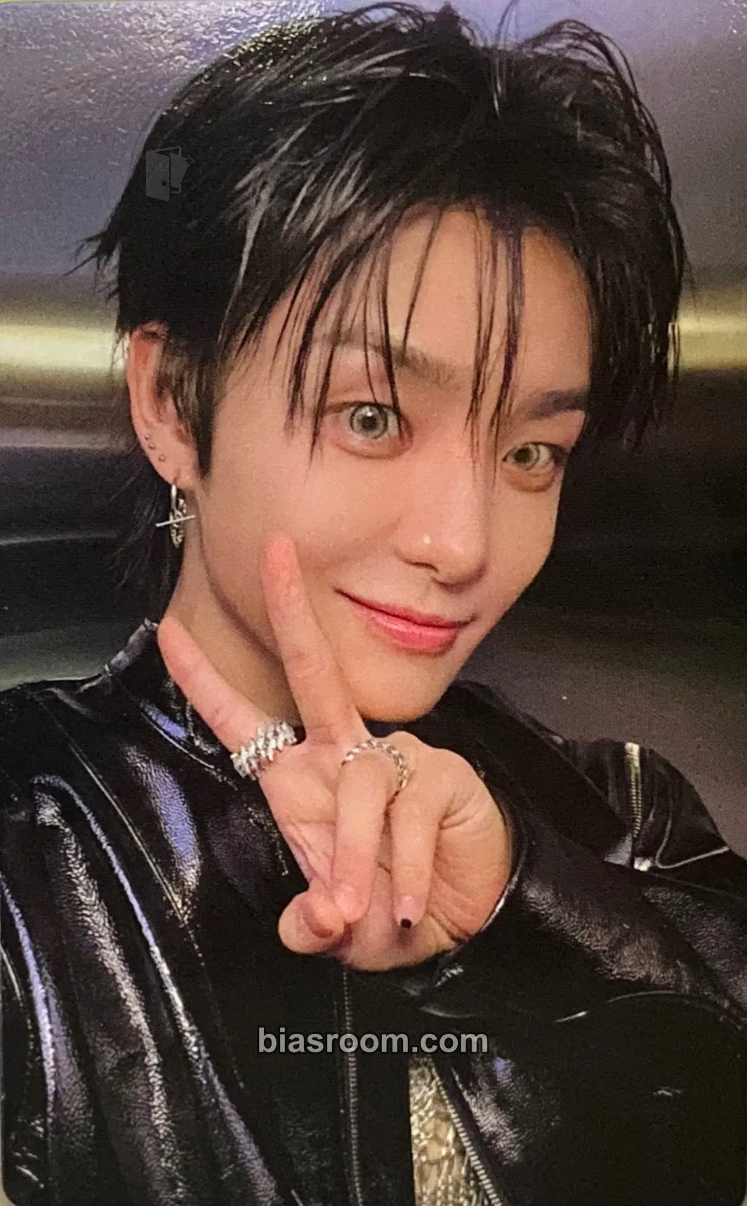 Jihoon LOVE PULSE Photocard - TREASURE - TREASURE K-pop photocard
