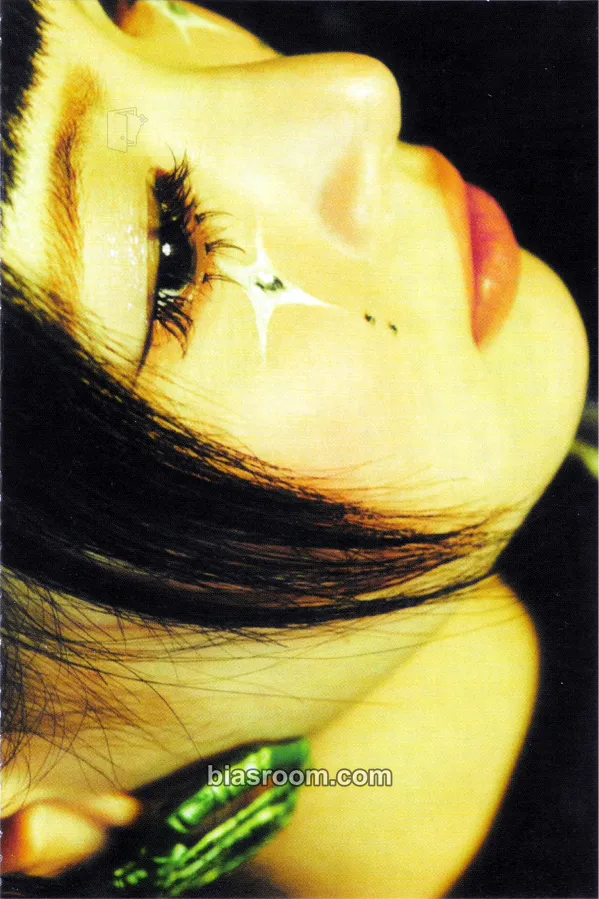Hong Eunchae EASY-CRAZY-HOT Photocard - LE SSERAFIM - LE SSERAFIM K-pop photocard