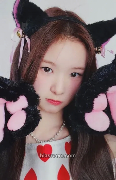 Iyoo Things we love: H Photocard - HITGS - HITGS K-pop photocard