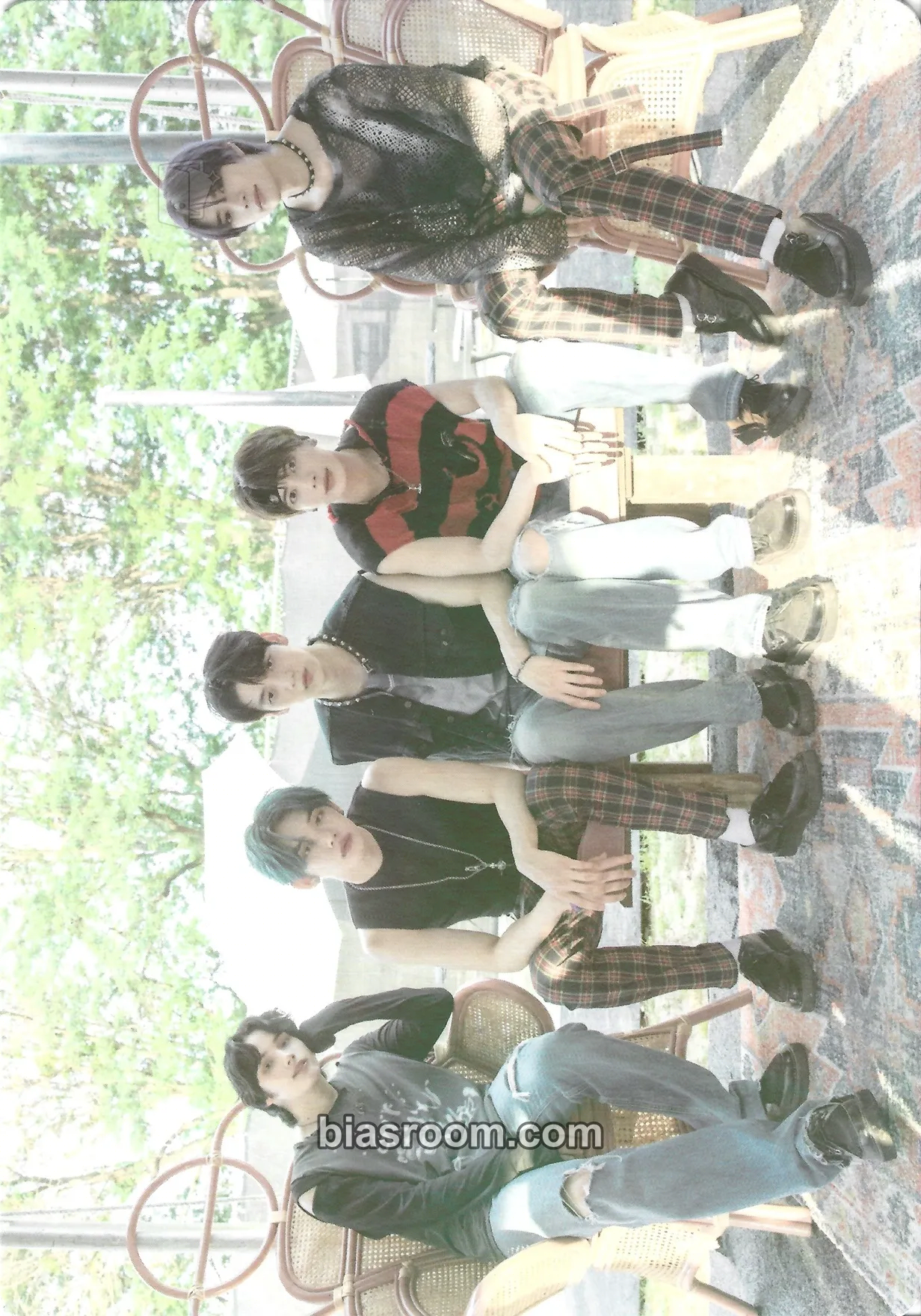 Memories - Third Story (DVD and Digital Code) Photocard - TOMORROW X TOGETHER - TOMORROW X TOGETHER K-pop photocard