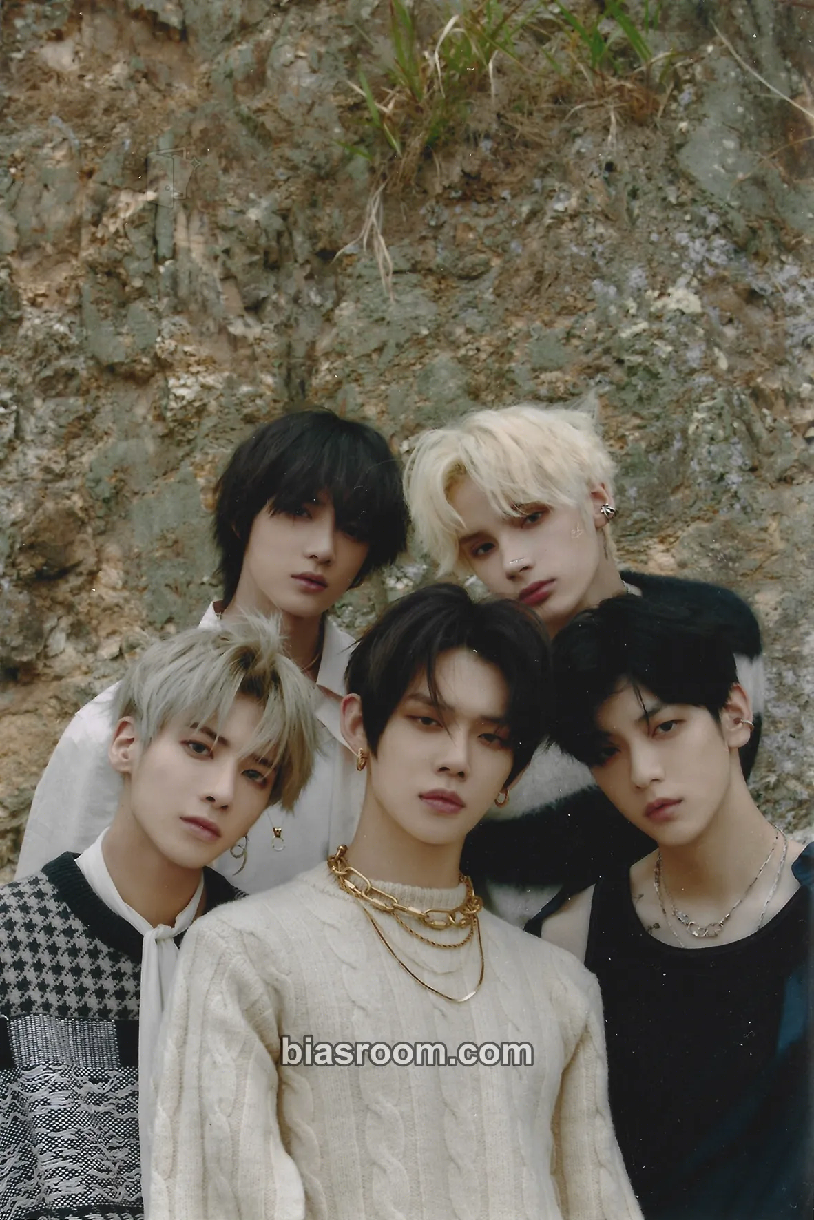 The 3rd Photobook 'H:OUR' Photocard - TOMORROW X TOGETHER - TOMORROW X TOGETHER K-pop photocard