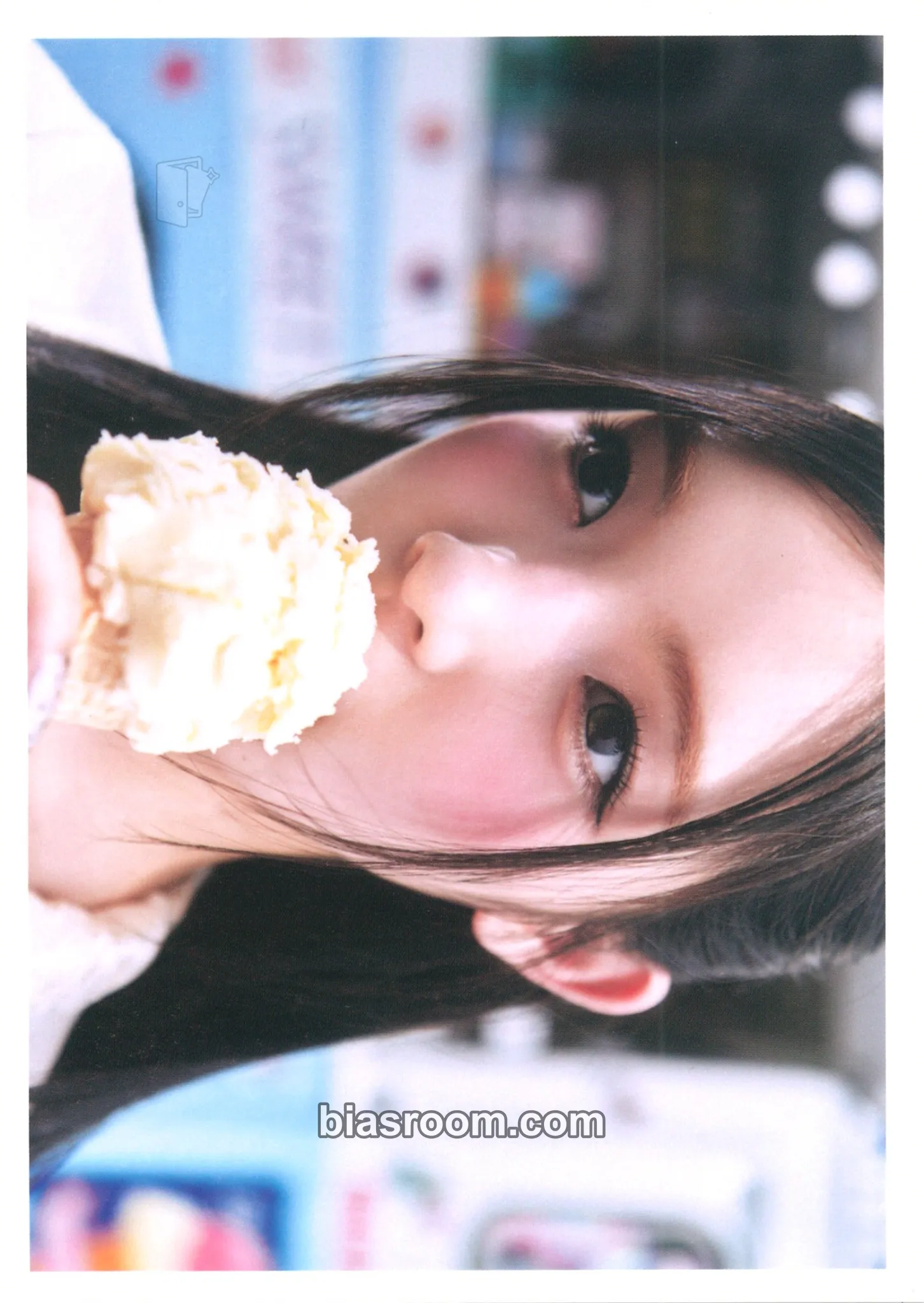 Yuha FOCUS Photocard - Hearts2Hearts - Hearts2Hearts K-pop photocard