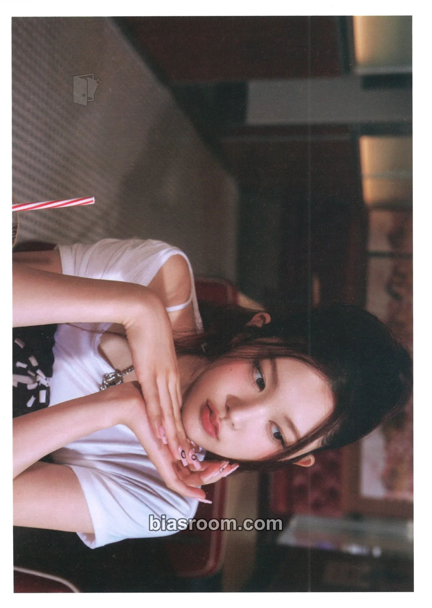 A-na FOCUS Photocard - Hearts2Hearts - Hearts2Hearts K-pop photocard