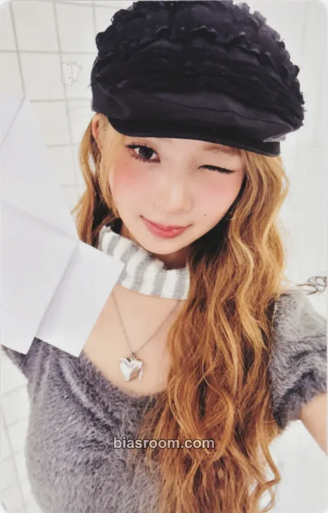 Rei REVIVE+ Photocard - IVE - IVE K-pop photocard