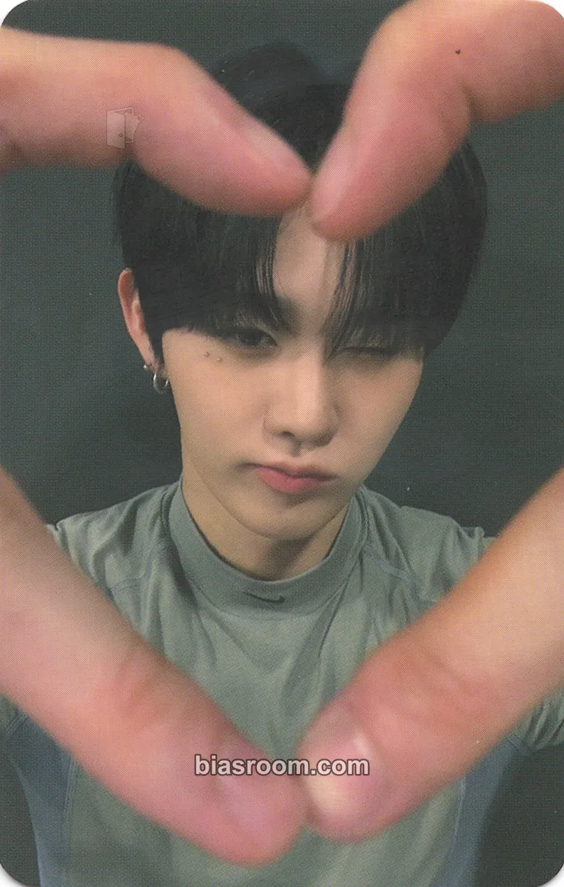 Ji Yunseo LOVE ANECDOTE(S) Photocard - EVNNE - EVNNE K-pop photocard