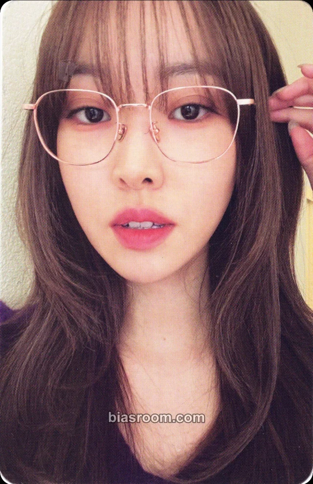 Yuju - Yuju - O Album purchase benefit synnara