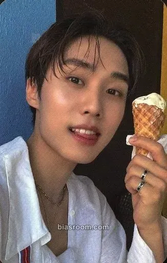 Jacob Phantasy Pt. 1: Christmas in August Photocard - THE BOYZ - THE BOYZ K-pop photocard