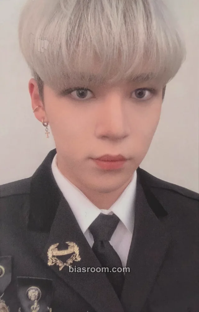 ATEEZ - Yunho - TREASURE EP.FIN : All To Action Album album photocard japanese album matte