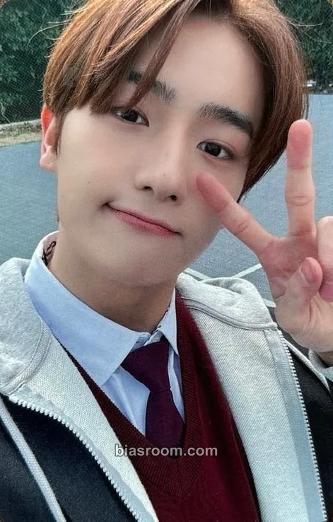 Hyunjae Phantasy POP-UP Store Photocard - THE BOYZ - THE BOYZ K-pop photocard