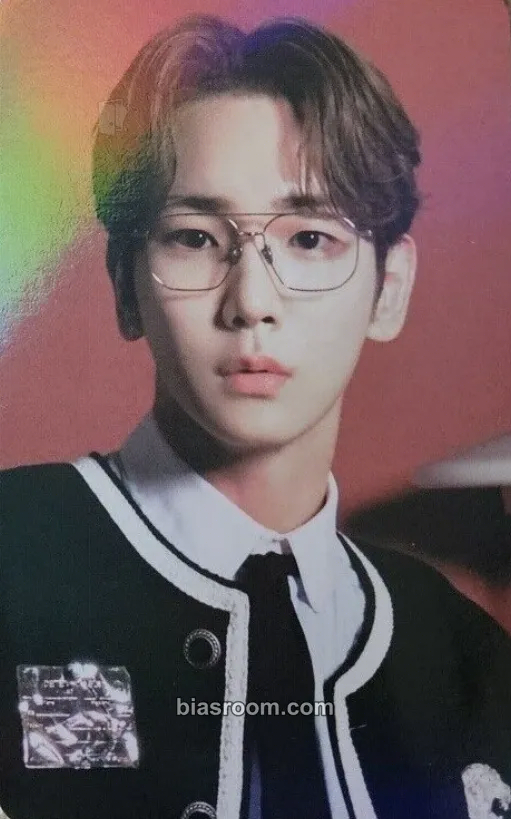 Key SHINee 2024 Season's Greetings Photocard - SHINee - SHINee K-pop photocard