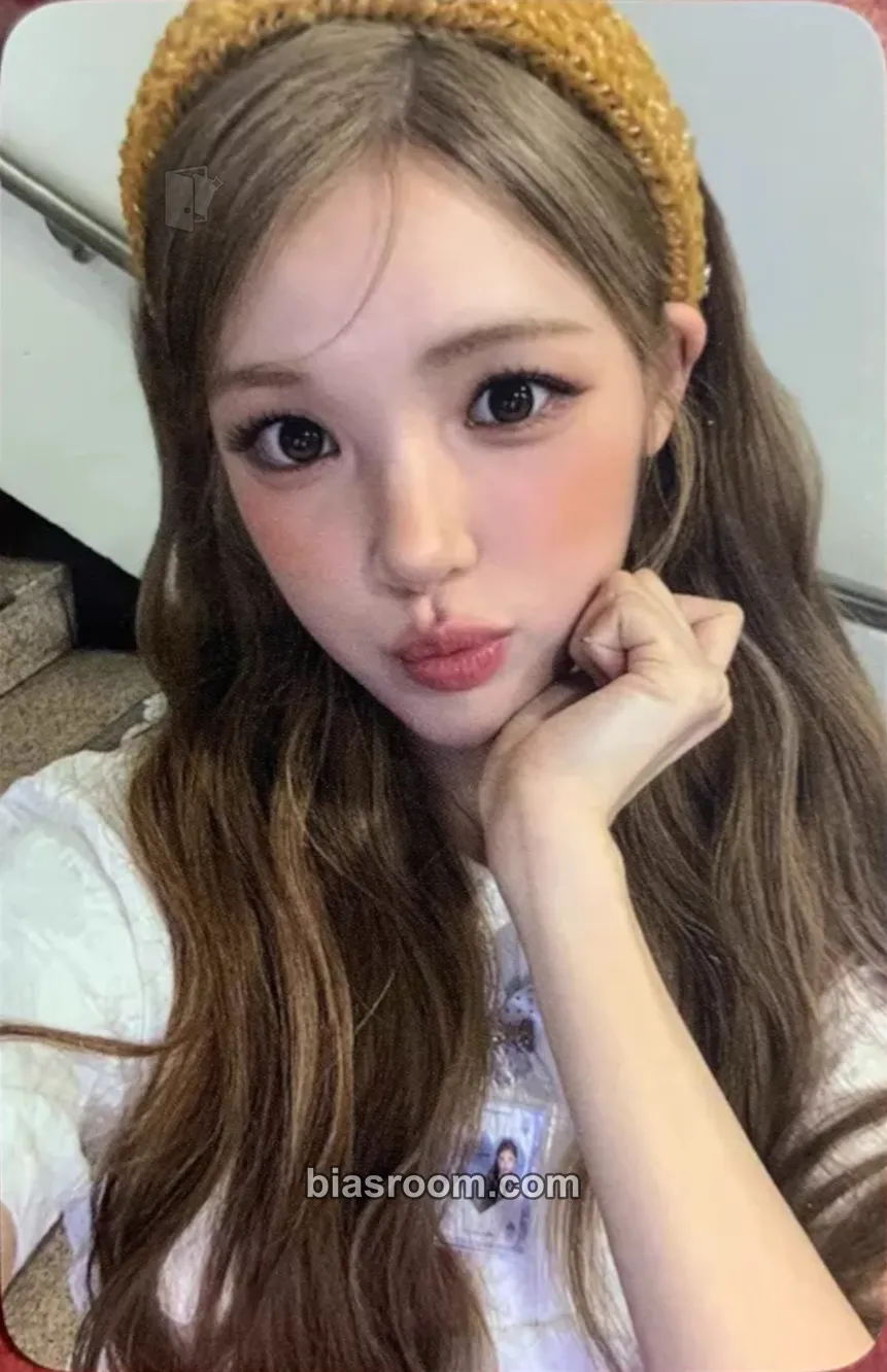 Yuha RUDE! Photocard - Hearts2Hearts - Hearts2Hearts K-pop photocard