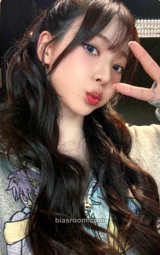 Karina My-J ,,TO MY WORLD" fanmeeting Photocard - aespa - aespa K-pop photocard