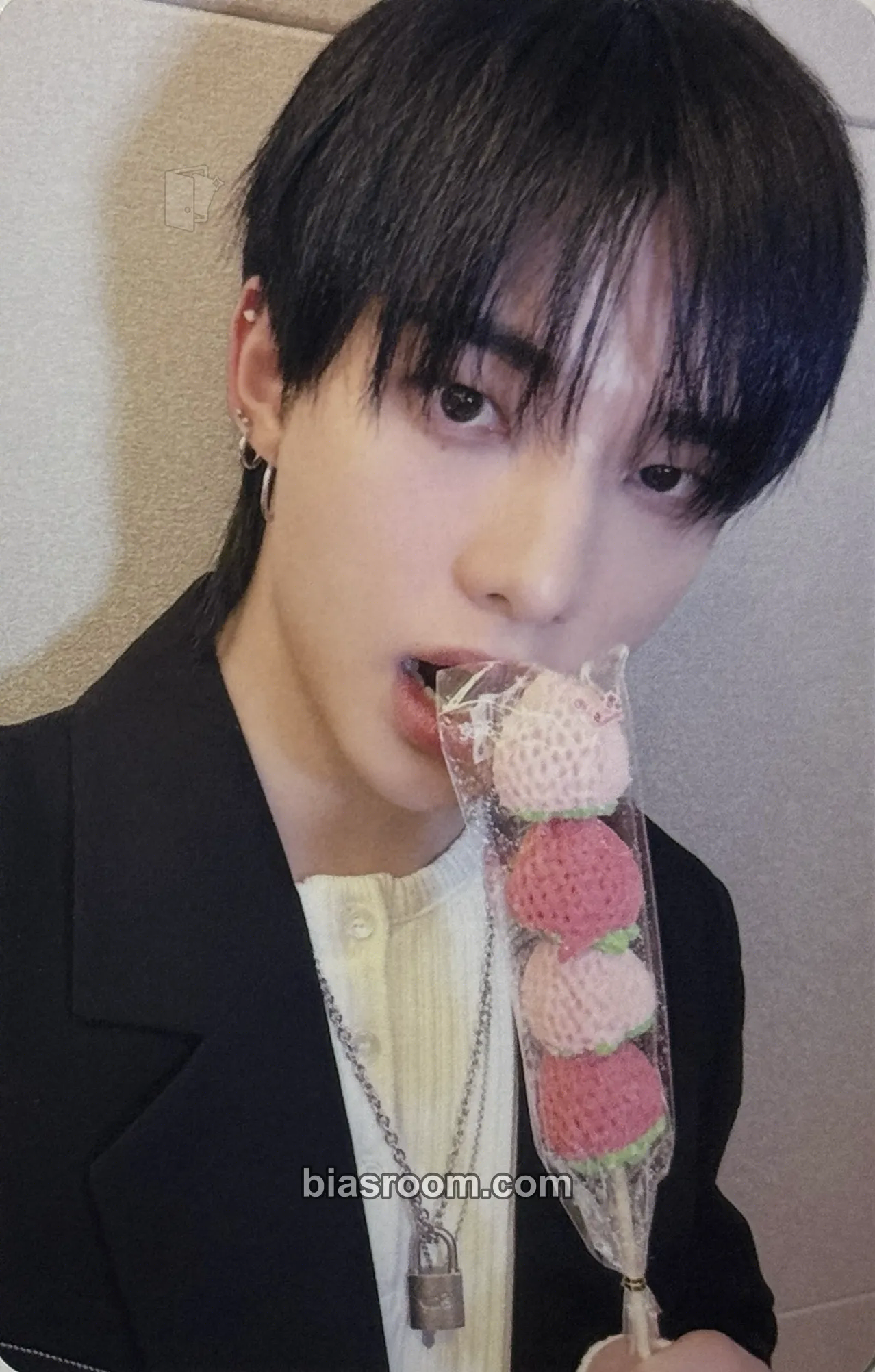 Hyunjin KARMA Photocard - Stray Kids - Stray Kids K-pop photocard