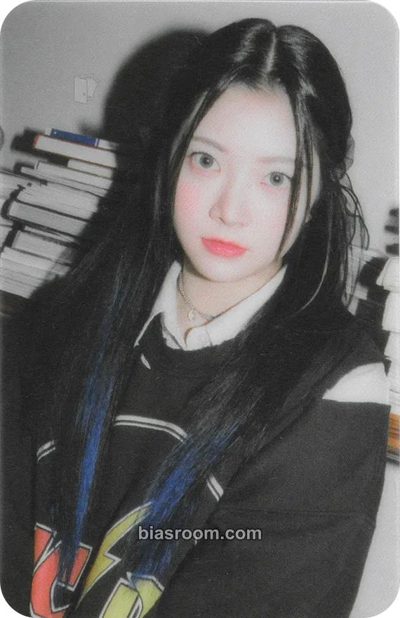 Hong Eunchae ANTIFRAGILE Photocard - LE SSERAFIM - LE SSERAFIM K-pop photocard